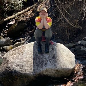 Meet your Posher, Aura